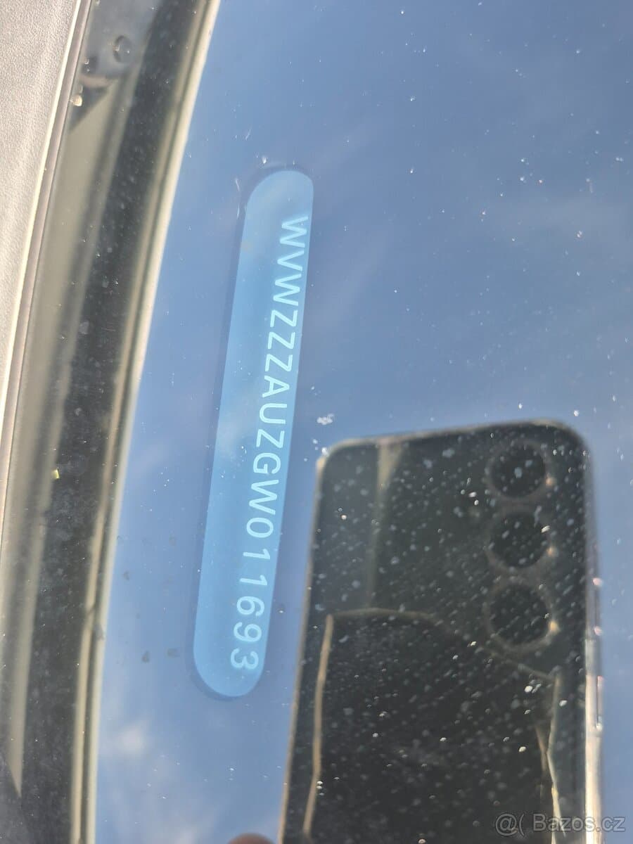 Volkswagen GOLF - 12