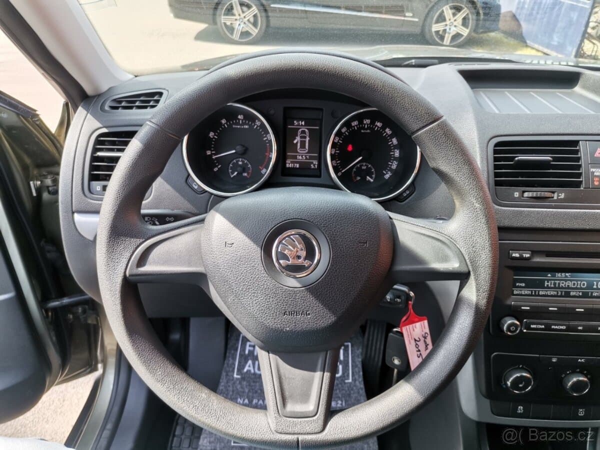 2015 Škoda YETI - 12