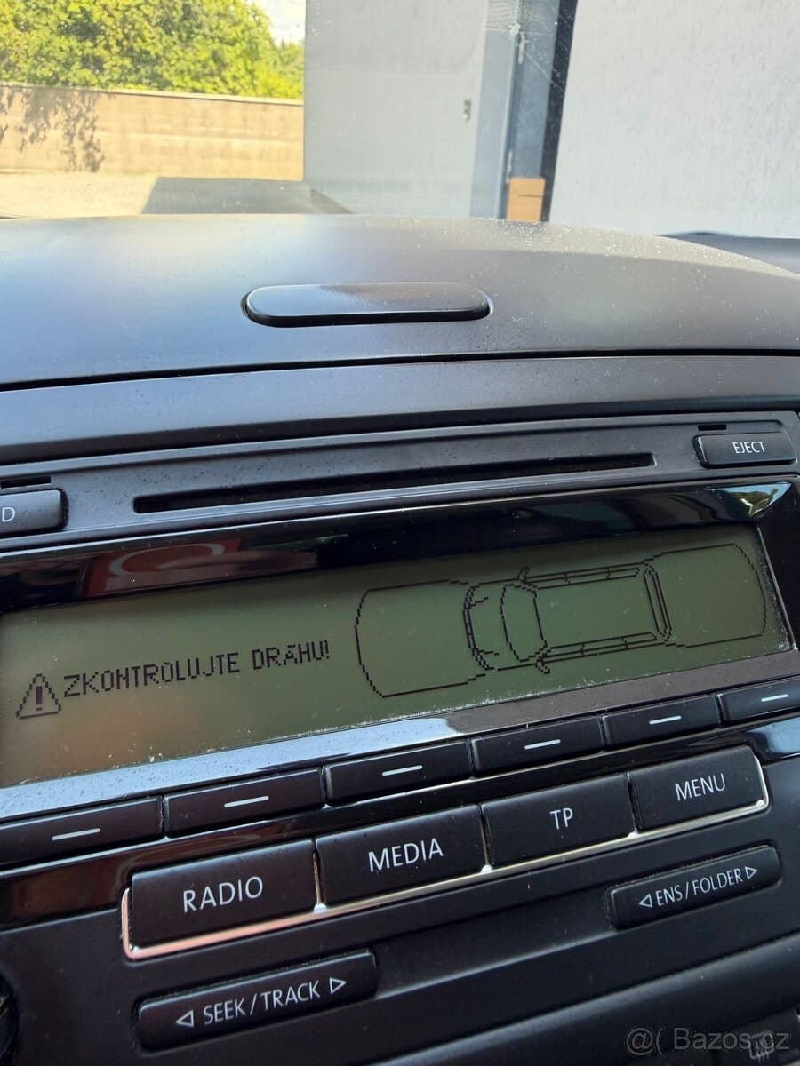 2011 Volkswagen MULTIVAN - 12