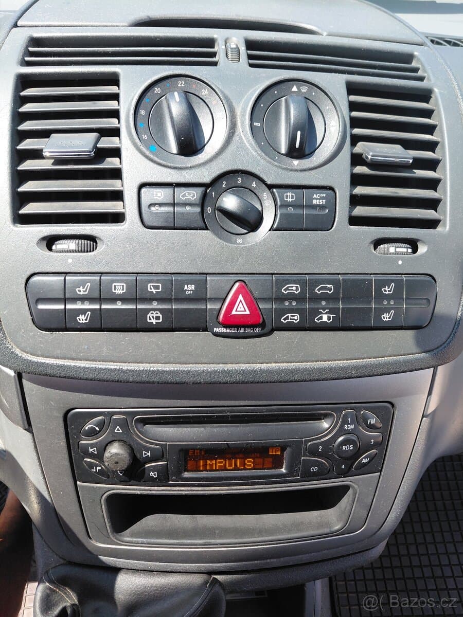 2004 Mercedes-Benz VIANO - 12