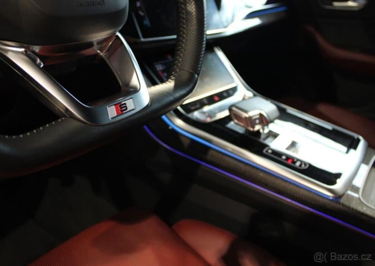 2020 Audi SQ8 - 12