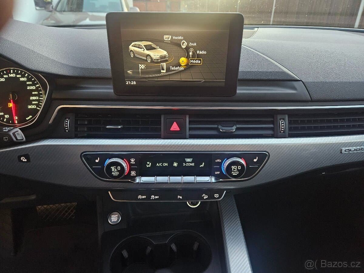 2017 Audi A4 - 12