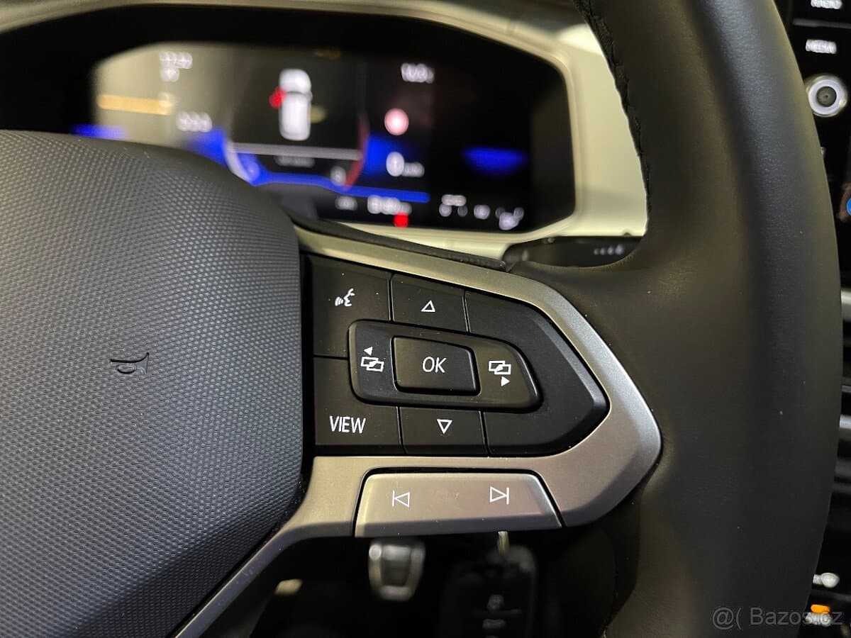 2025 Volkswagen T-ROC - 12