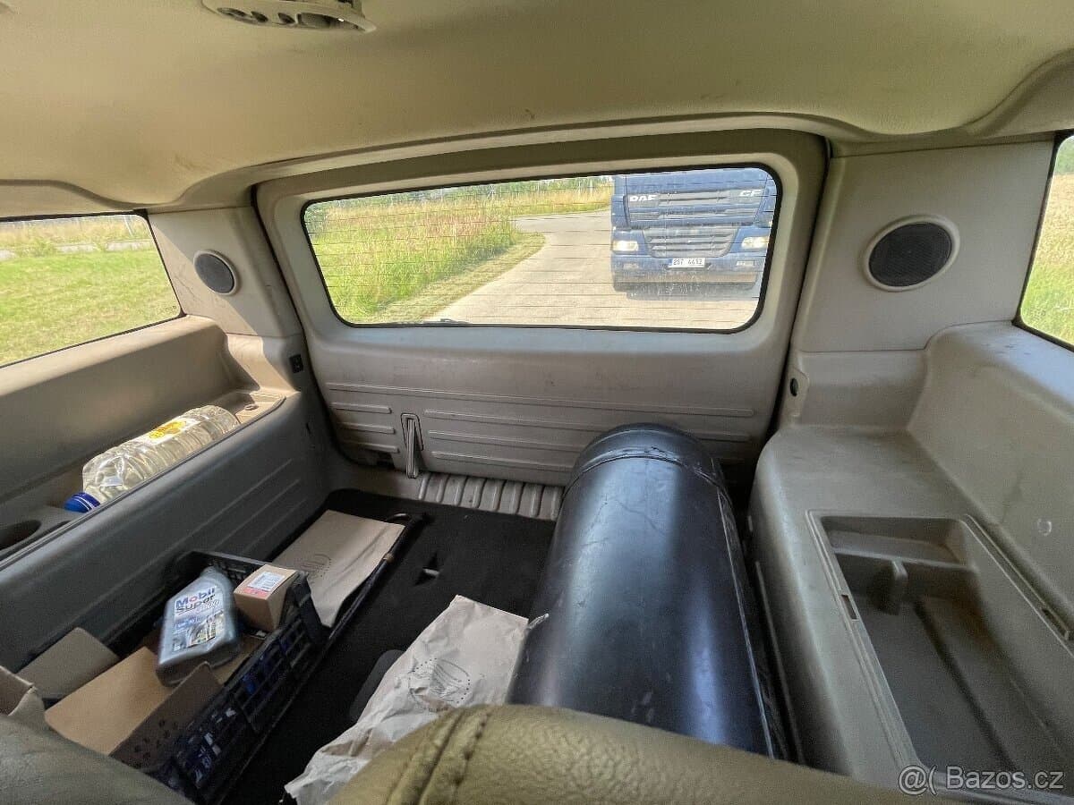 2004 Hummer H2 - 12