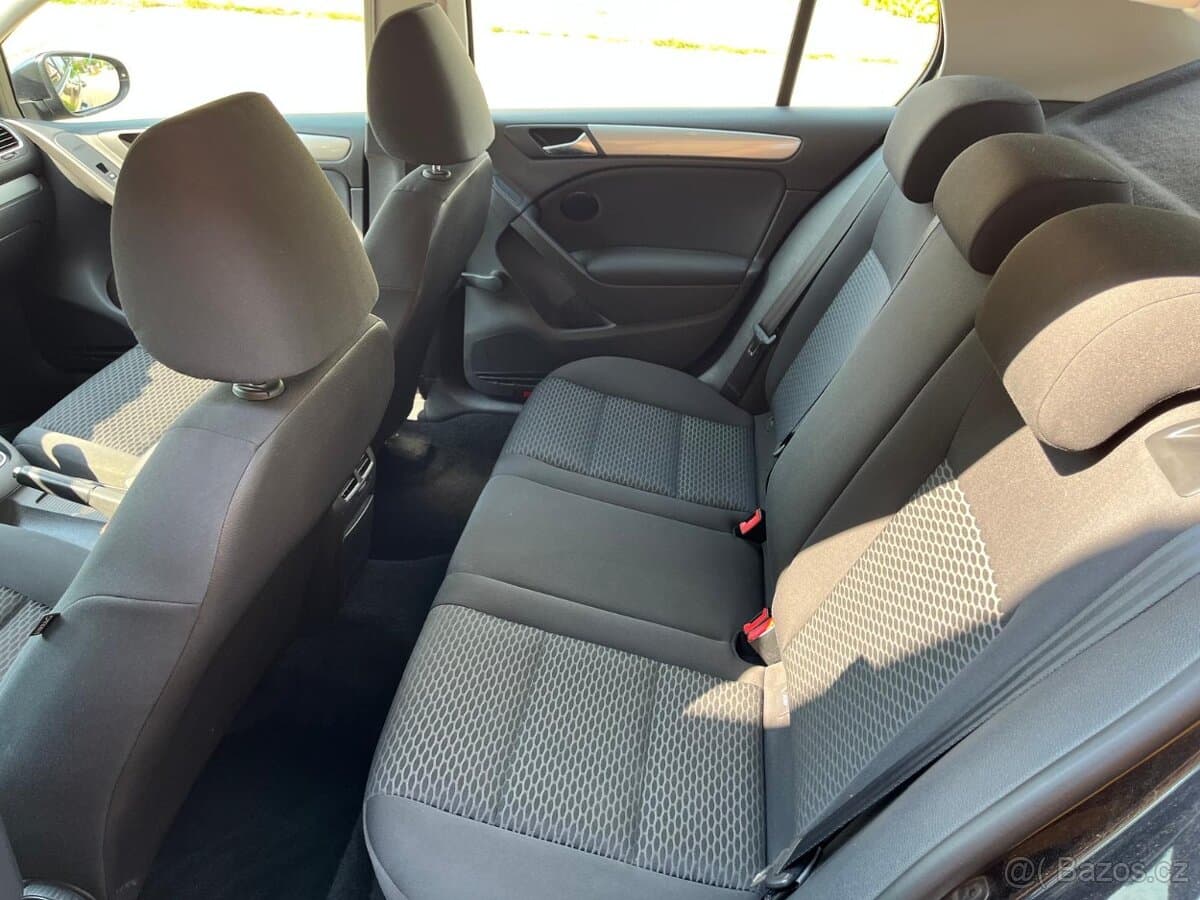 2012 Volkswagen GOLF - 12