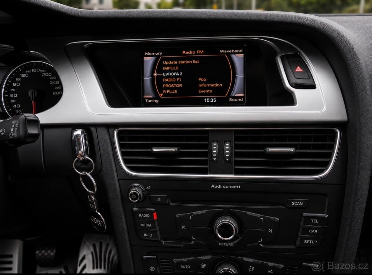 2011 Audi A4 - 12