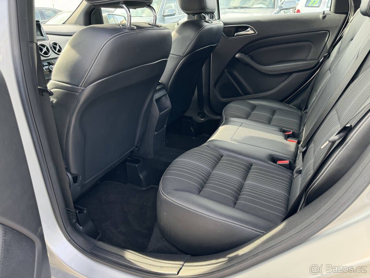 2013 Mercedes-Benz B-CLASS - 12