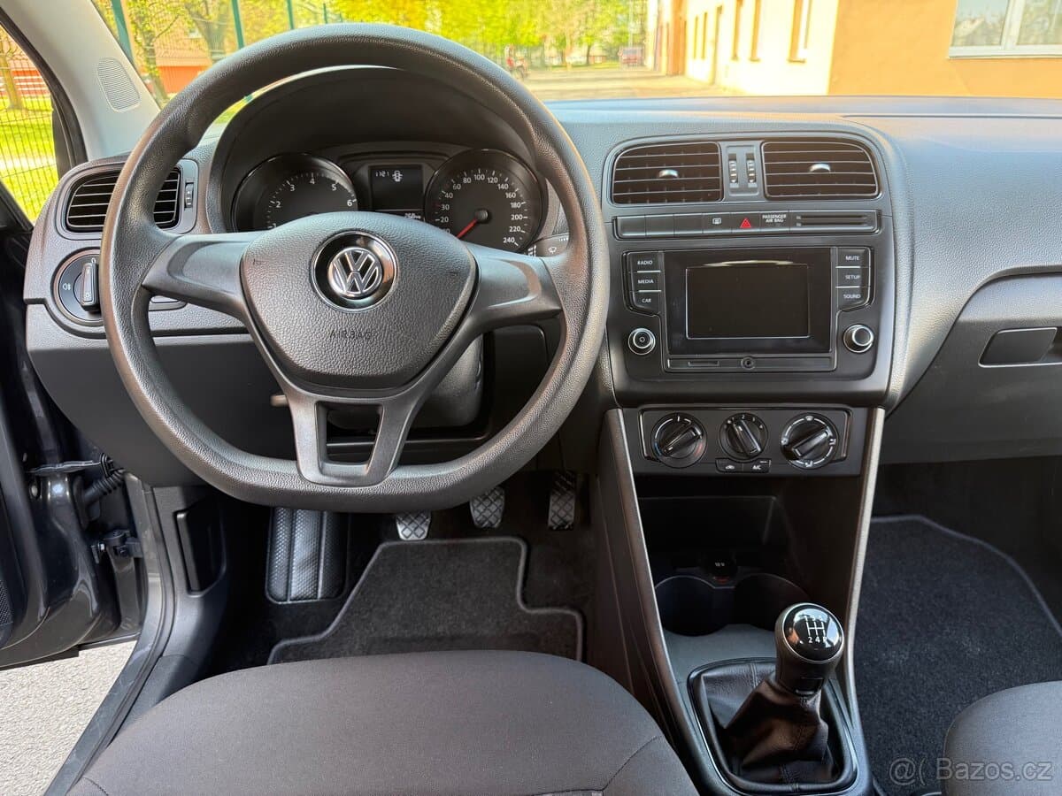 2014 Volkswagen POLO - 12