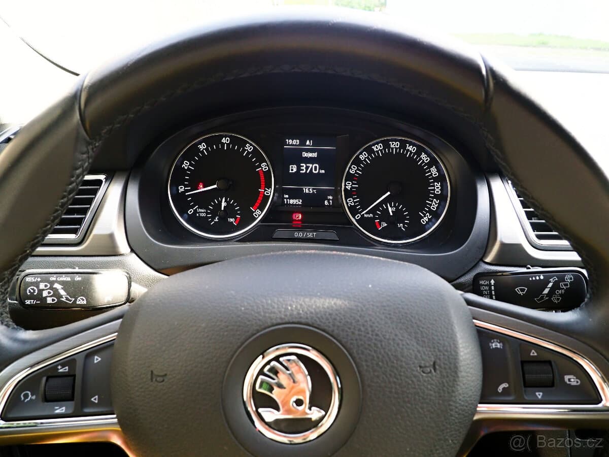 2017 Škoda RAPID - 12