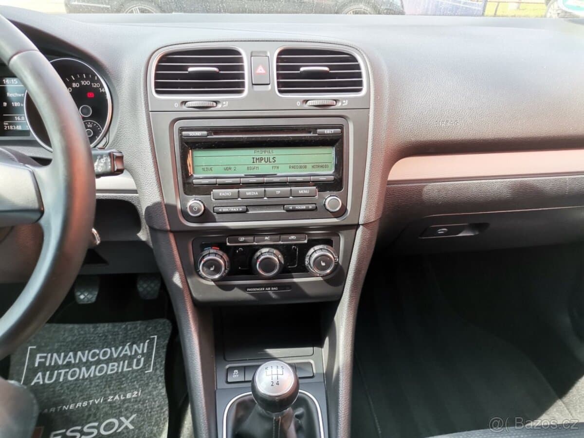 2010 Volkswagen GOLF - 12