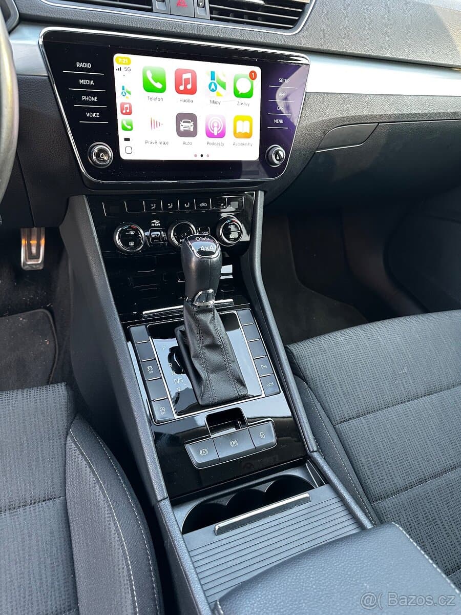 2019 Škoda SUPERB - 12