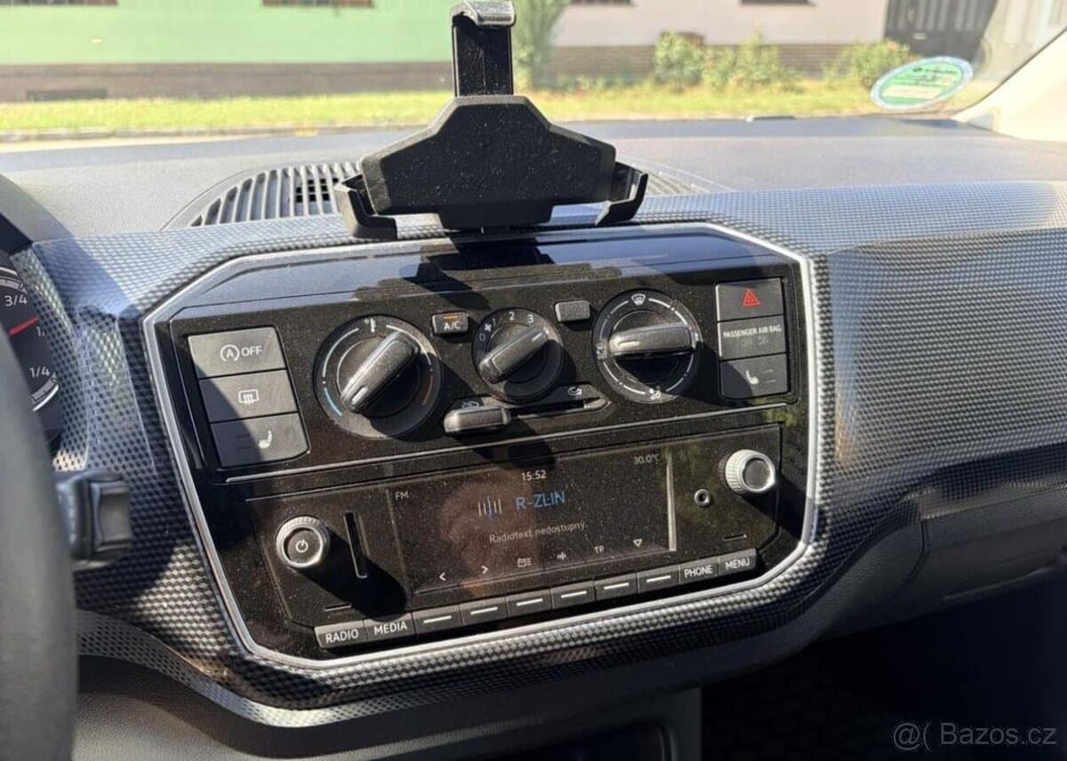 2019 Volkswagen UP! - 12