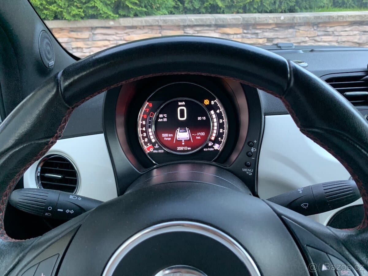 2015 Fiat 500 - 12