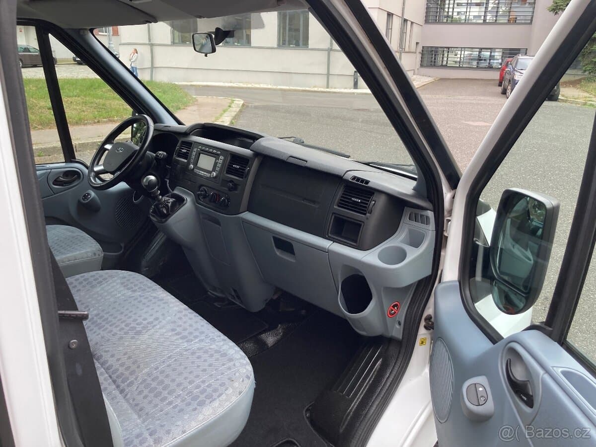 2013 Ford TRANSIT - 12