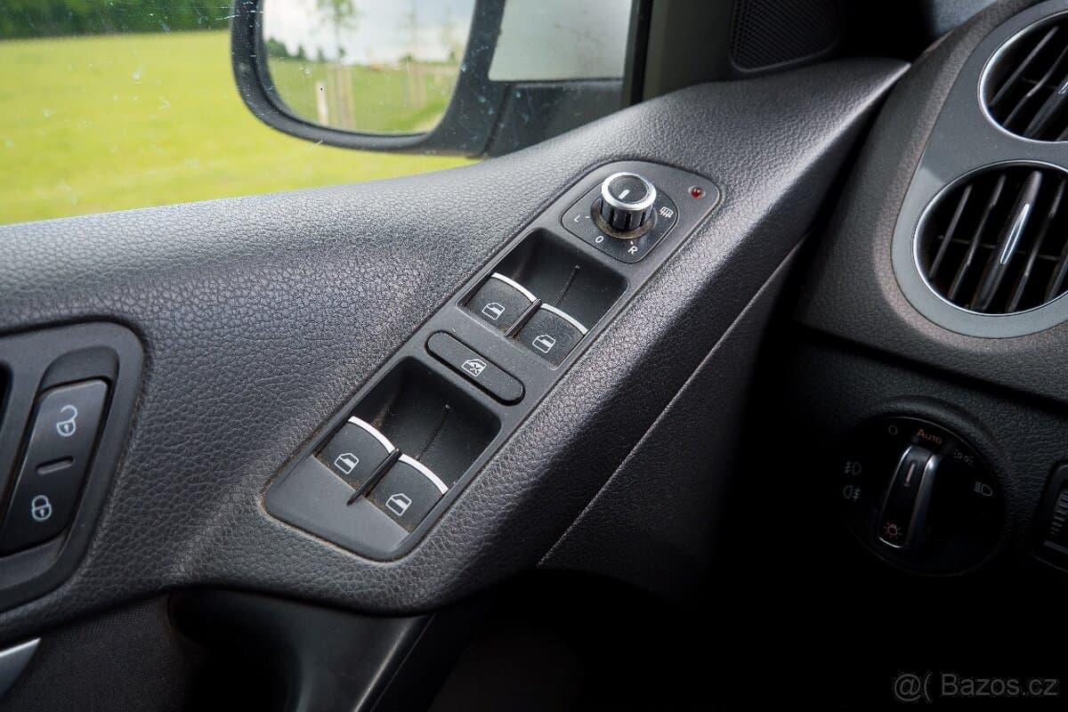 2014 Volkswagen TIGUAN - 12