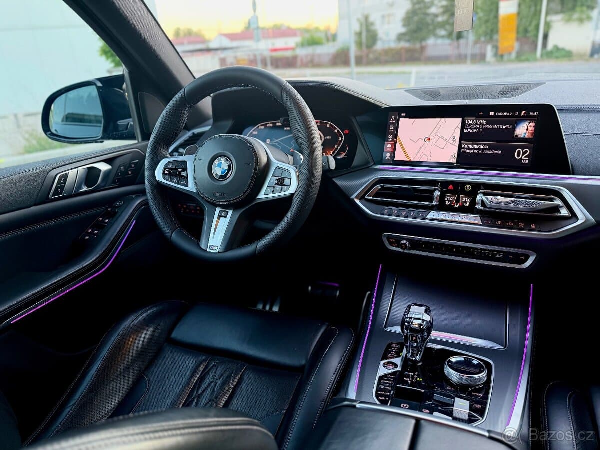 2020 BMW M5 - 12