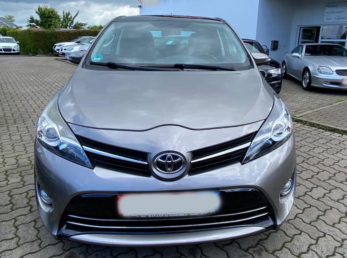 2015 Toyota VERSO - 12