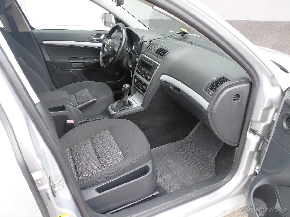 2010 Škoda OCTAVIA - 12