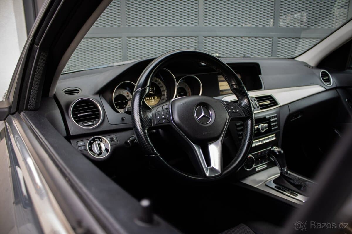 2011 Mercedes-Benz OSTATNÍ - 12