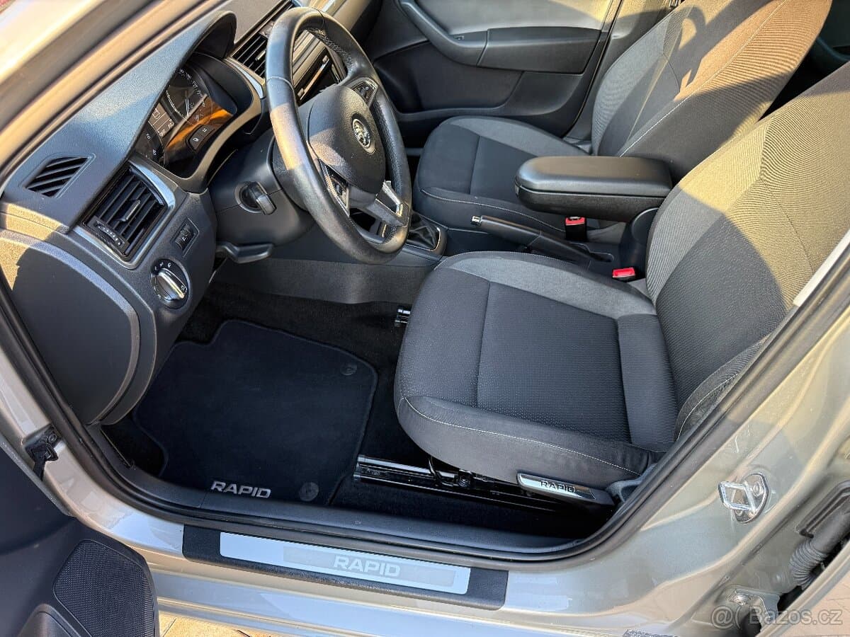 2014 Škoda RAPID - 12