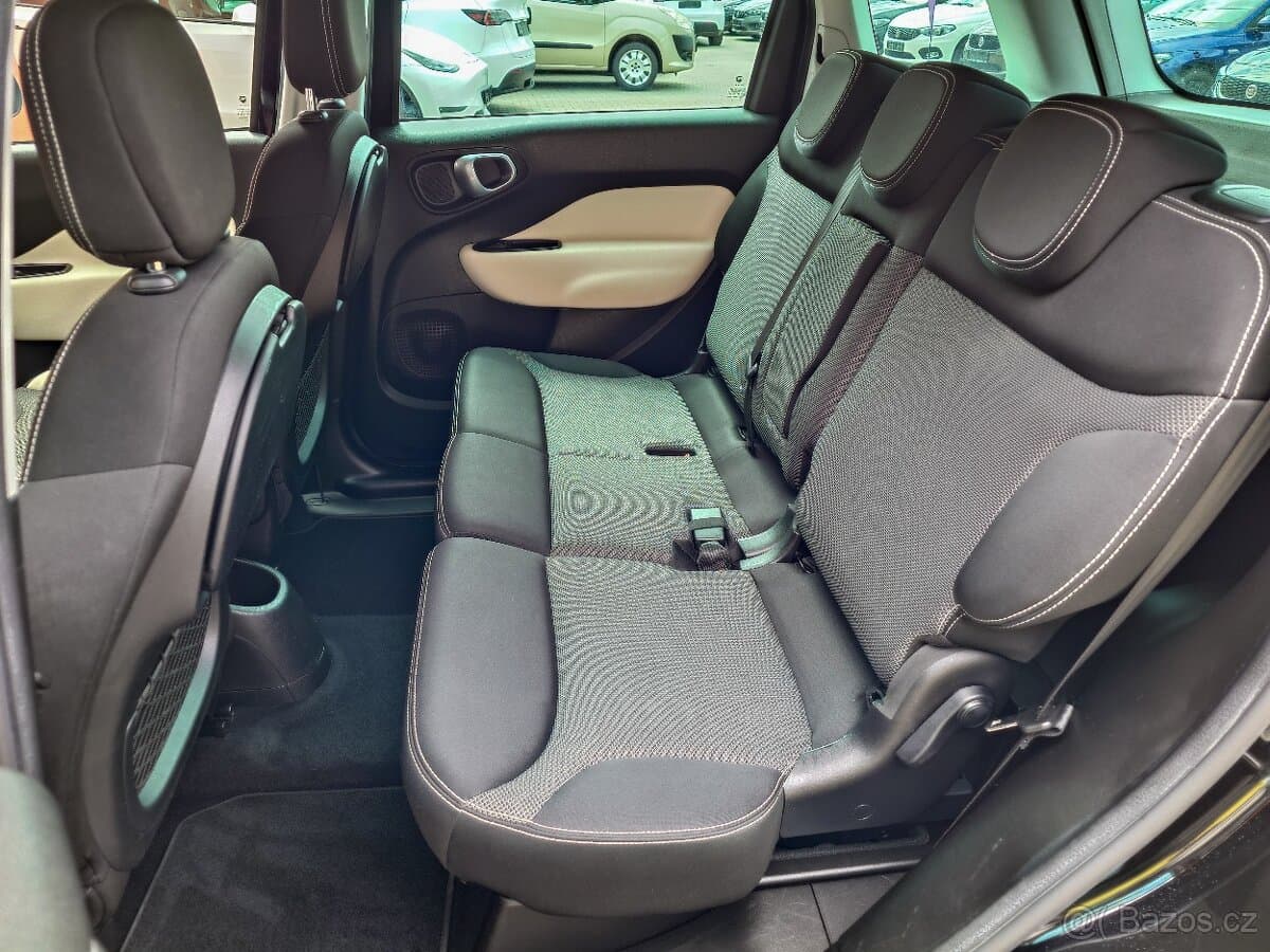 2015 Fiat 500L - 12