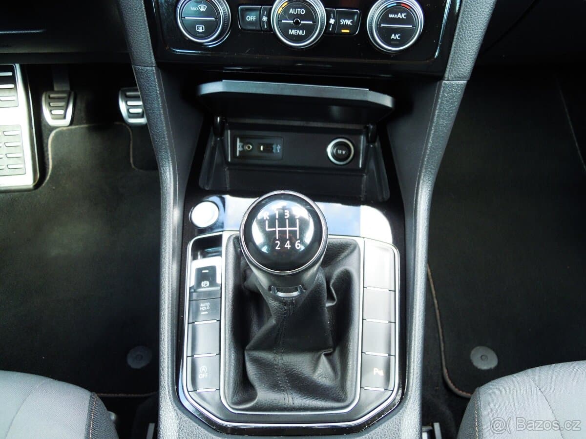 2017 Volkswagen GOLF - 12