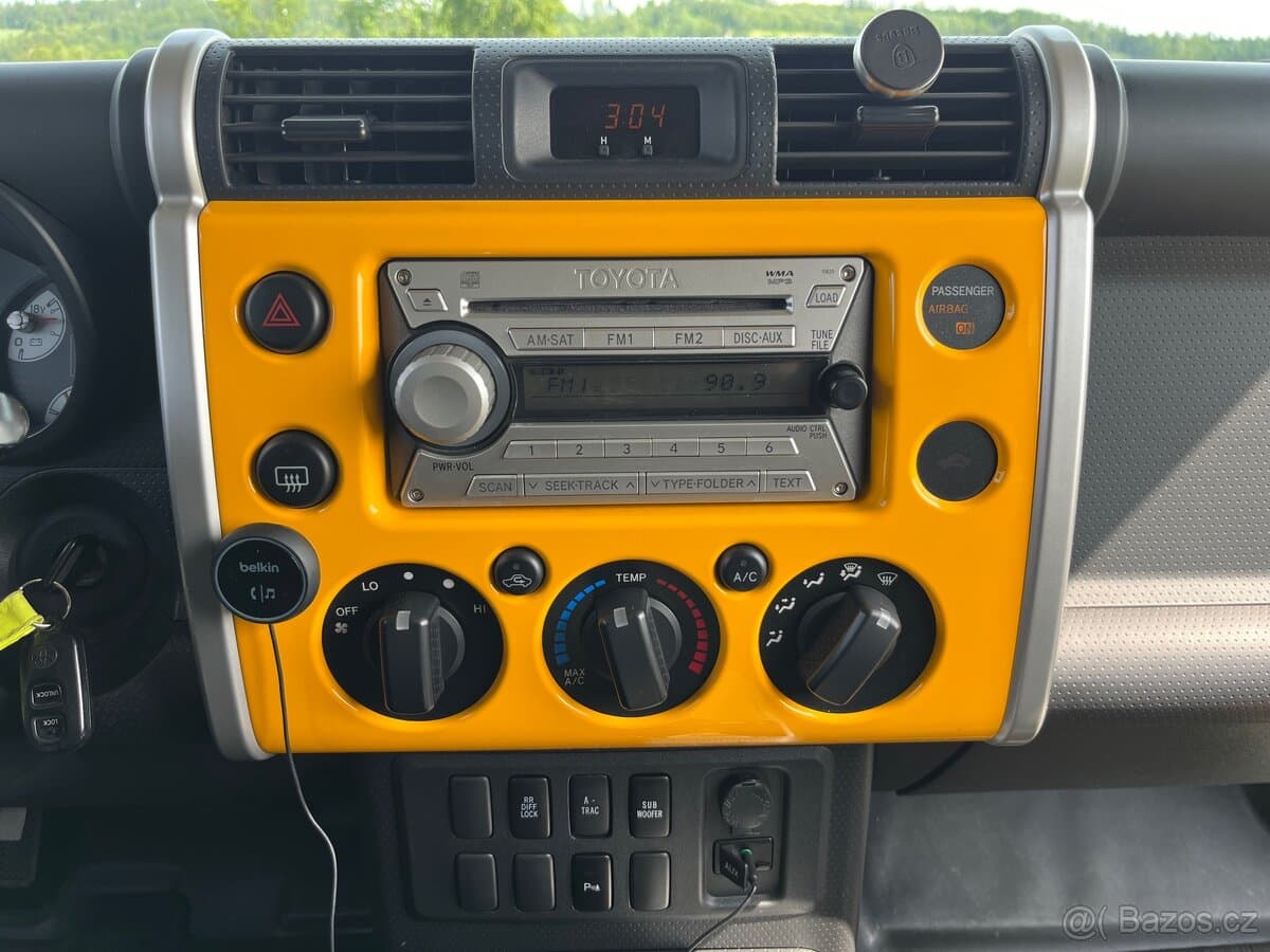 Toyota FJ - 12