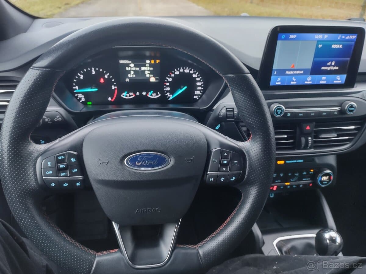 2021 Ford FOCUS - 12