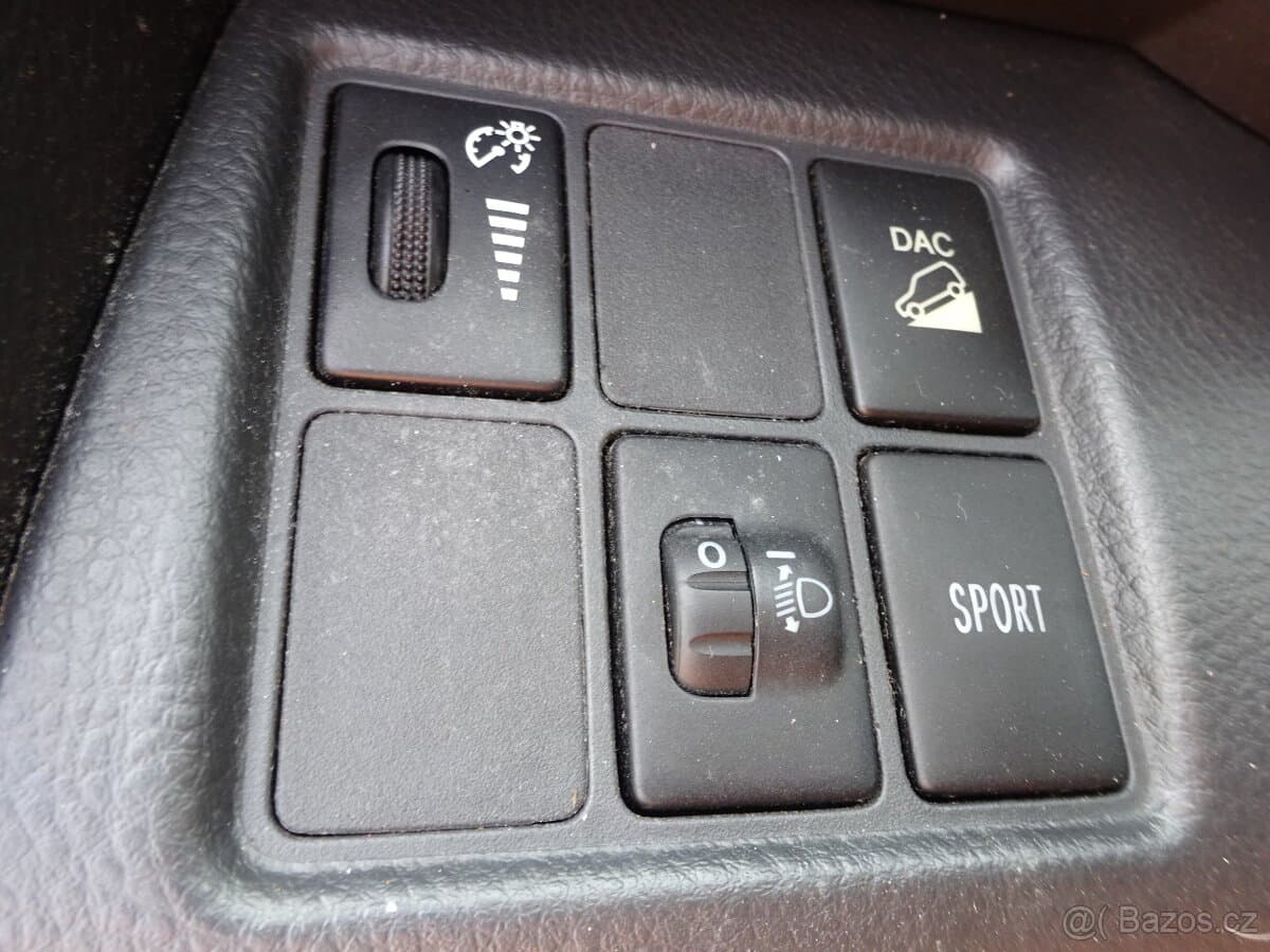 2011 Toyota RAV4 - 12