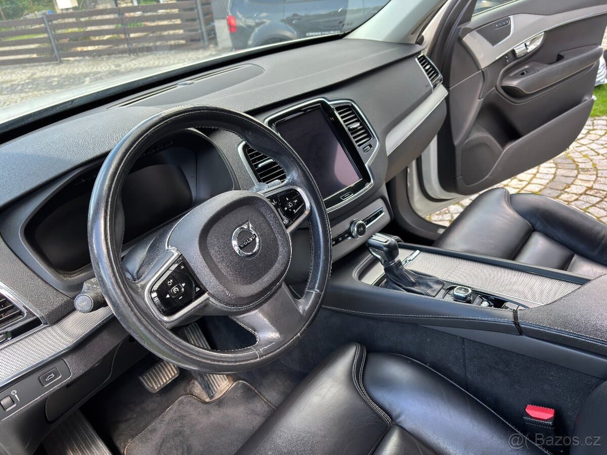 2016 Volvo XC90 - 12