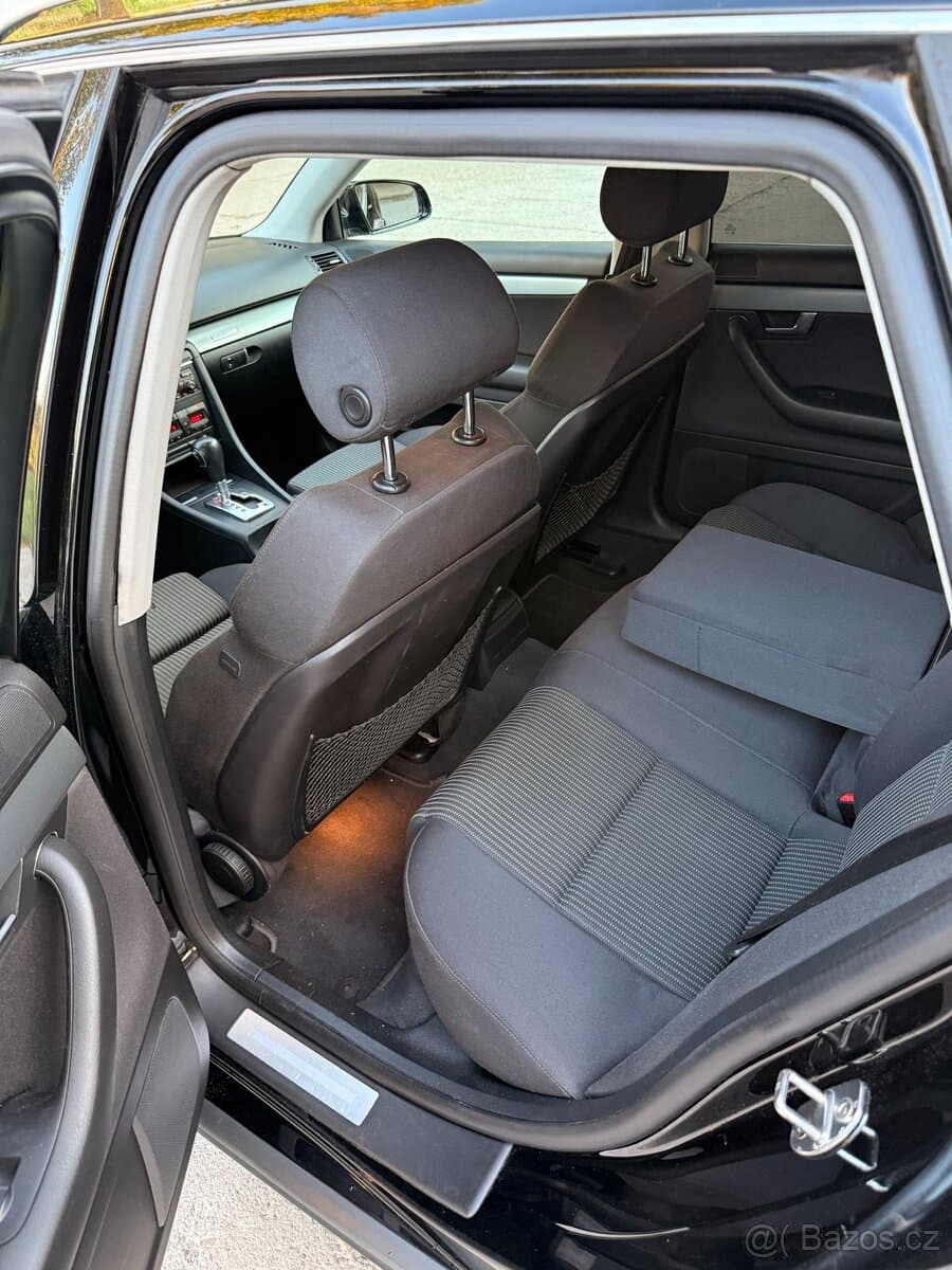 2005 Audi A4 - 12