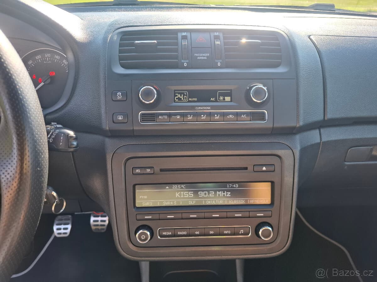 Škoda FABIA - 12