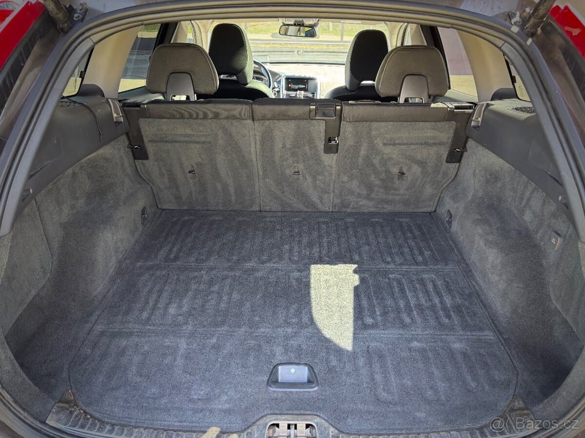 2015 Volvo XC60 - 12