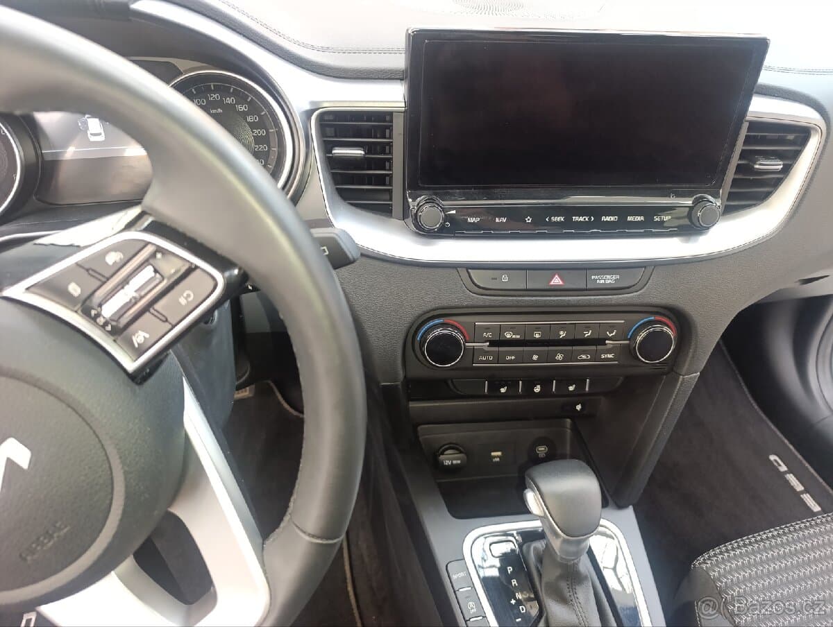 2025 Kia PROCEED - 12