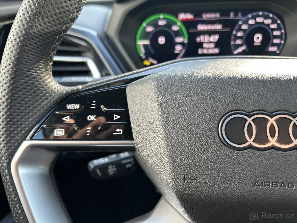 2025 Audi Q4 - 12