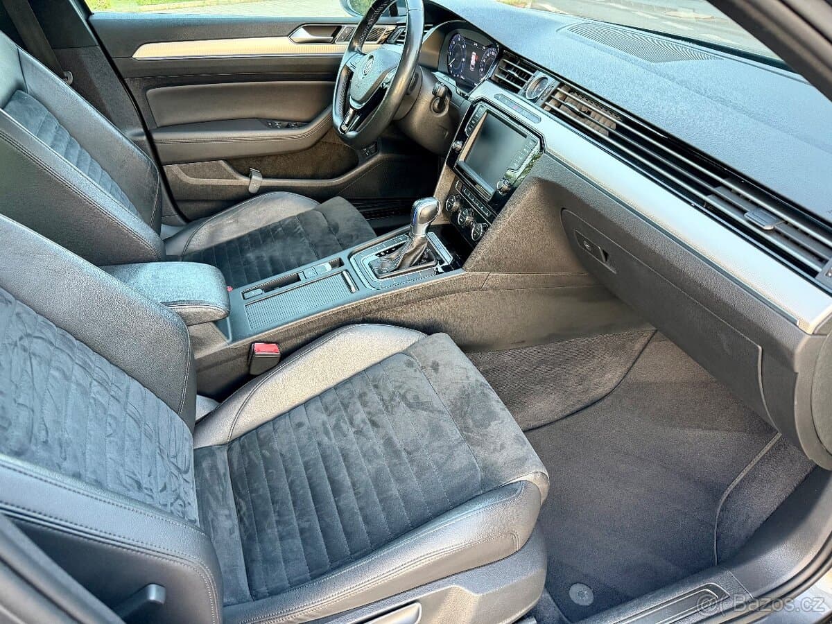 2016 Volkswagen PASSAT - 12