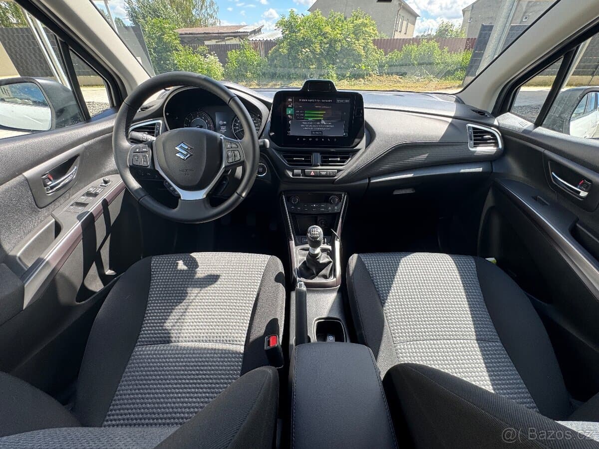2025 Suzuki S-CROSS - 12