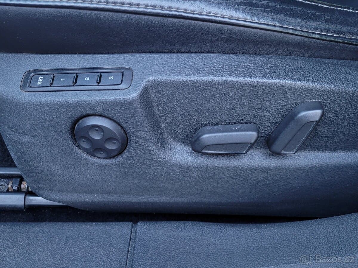 2010 Škoda SUPERB - 12