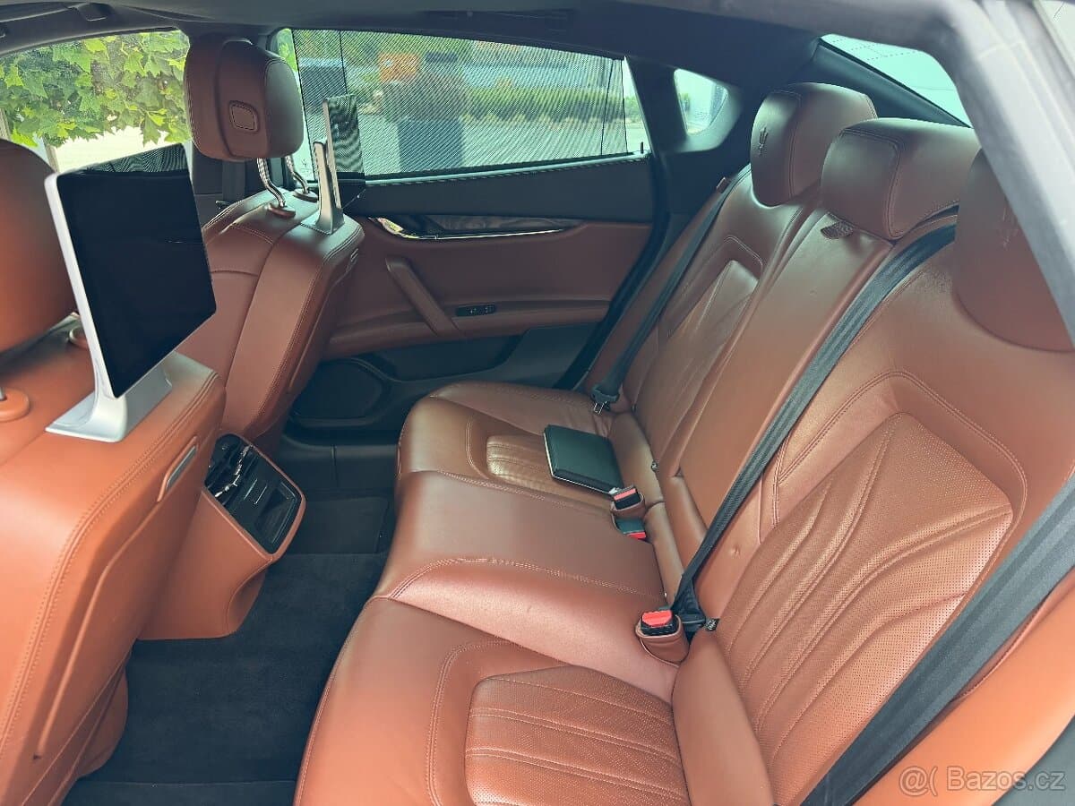 2015 Maserati QUATTROPORTE - 12
