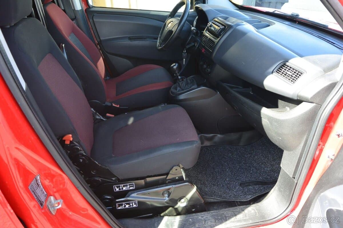 2013 Fiat DOBLO - 12