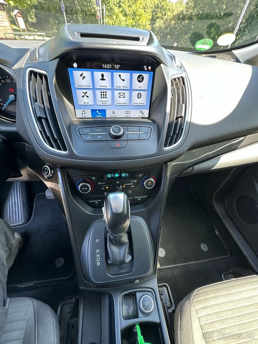 2017 Ford C-MAX - 12