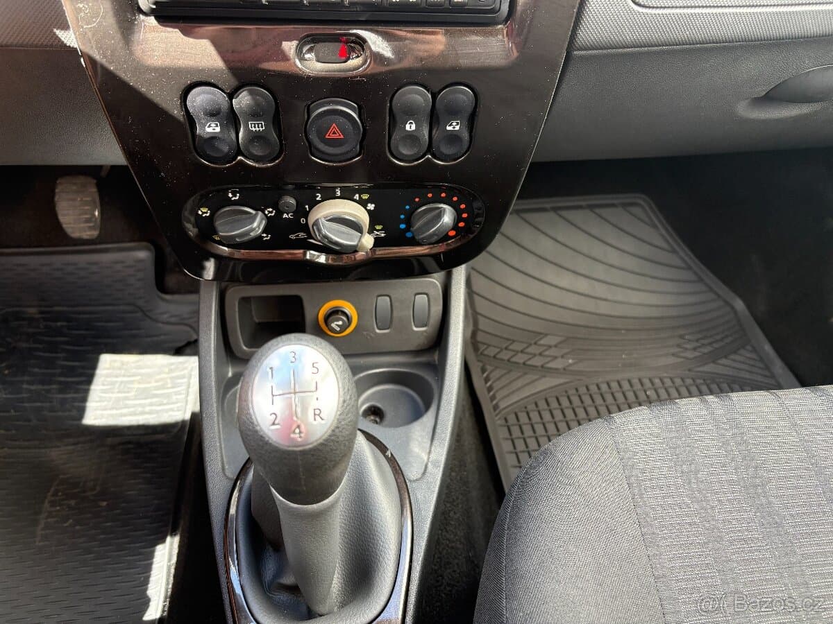 2010 Dacia DUSTER - 12