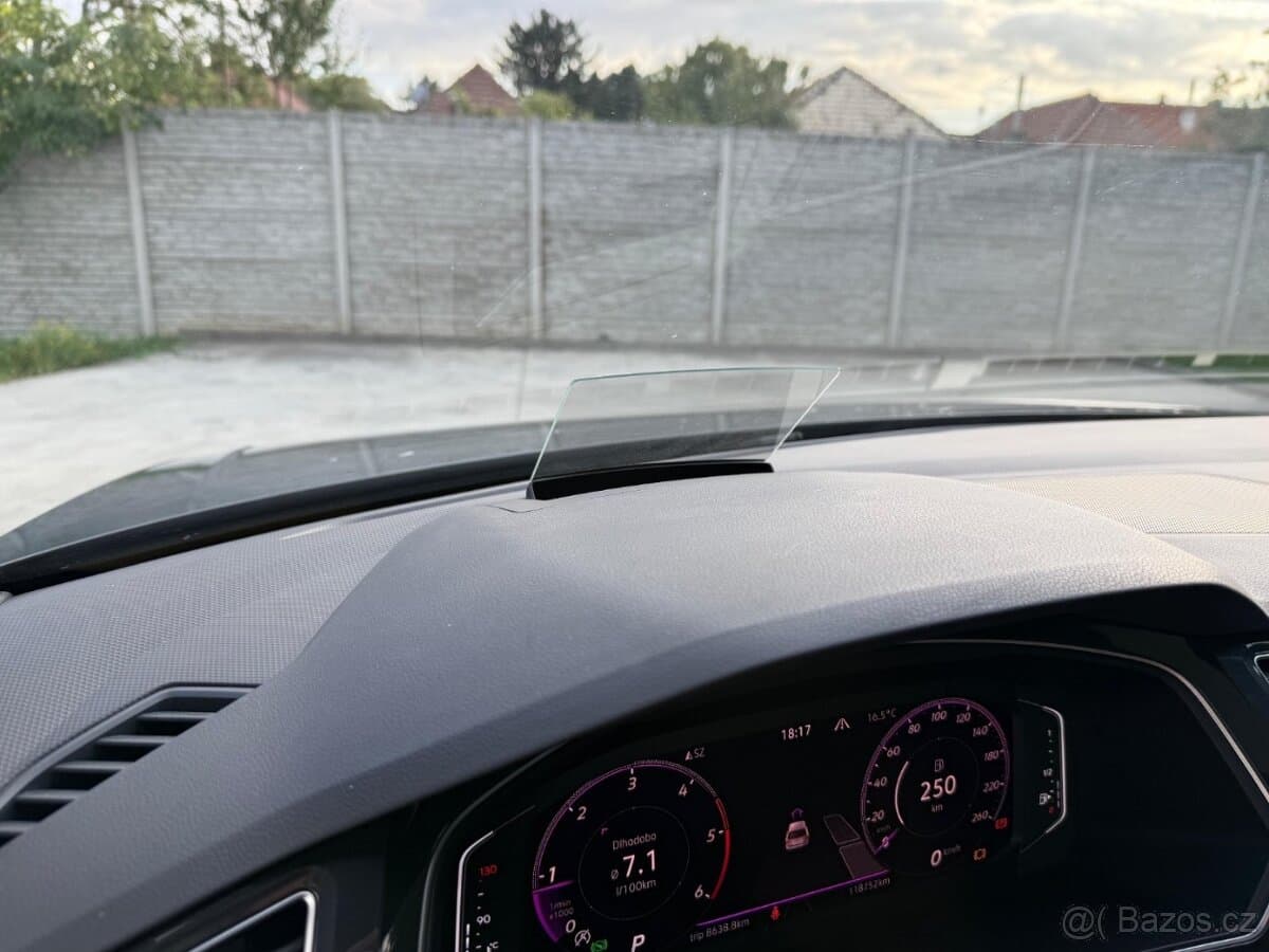 2021 Volkswagen TIGUAN - 12