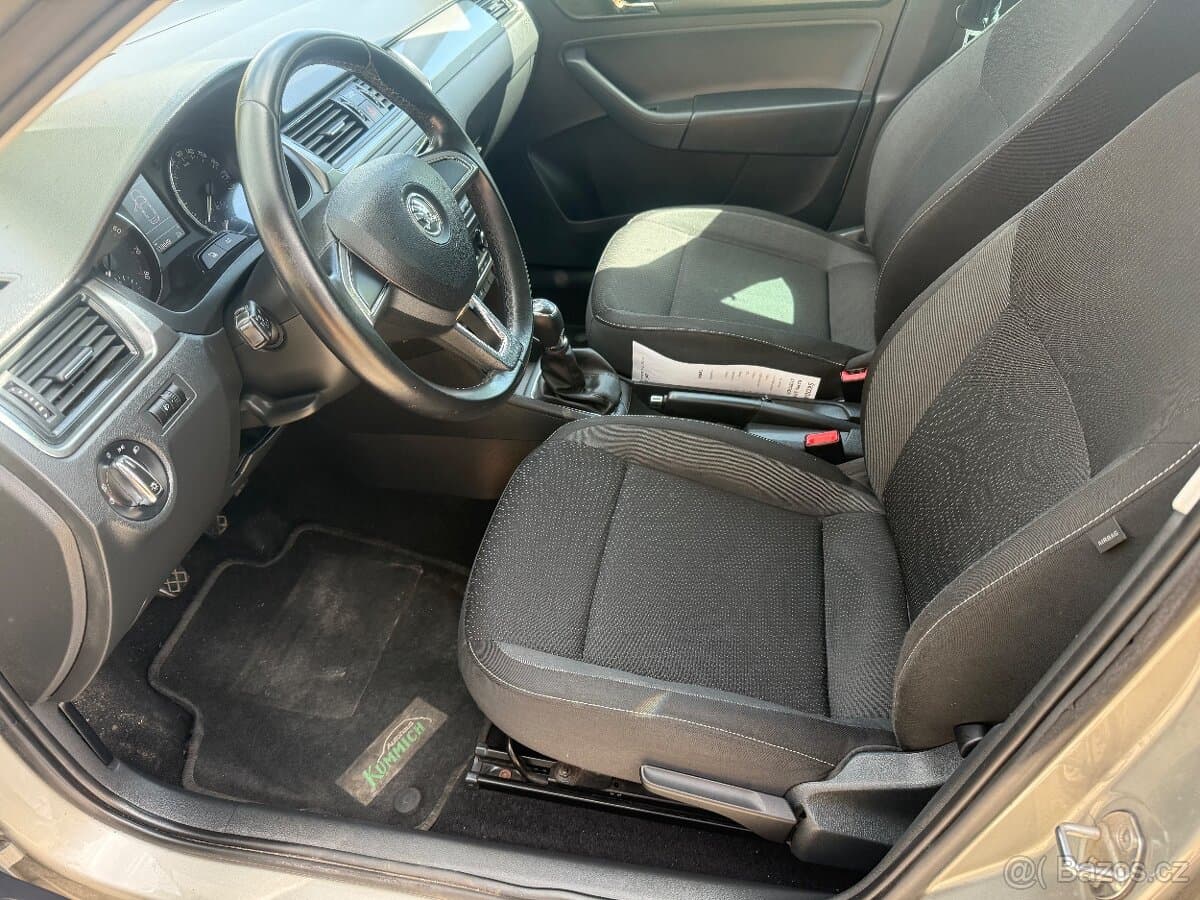 2014 Škoda RAPID - 12