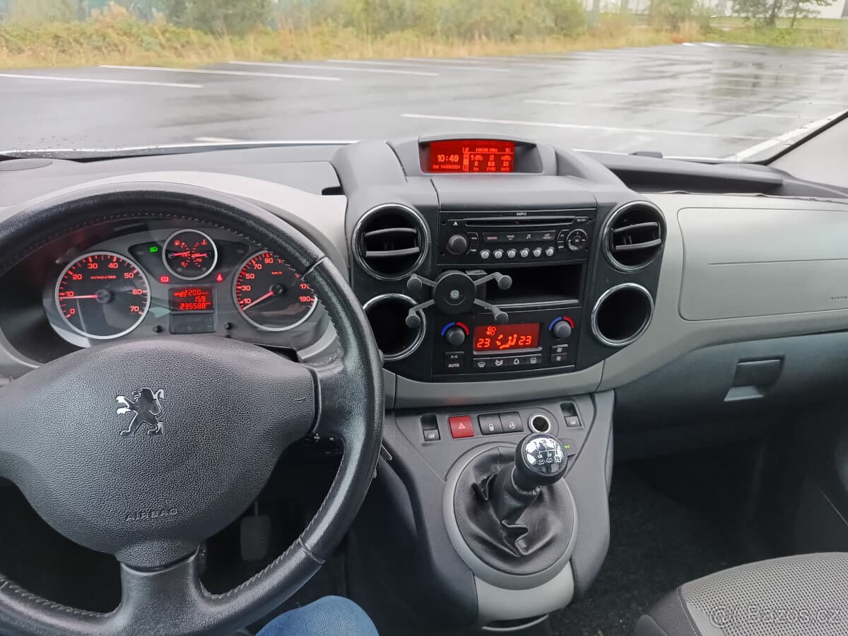 2010 Peugeot PARTNER - 12