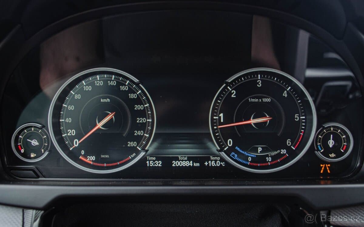 2017 BMW X5 - 12