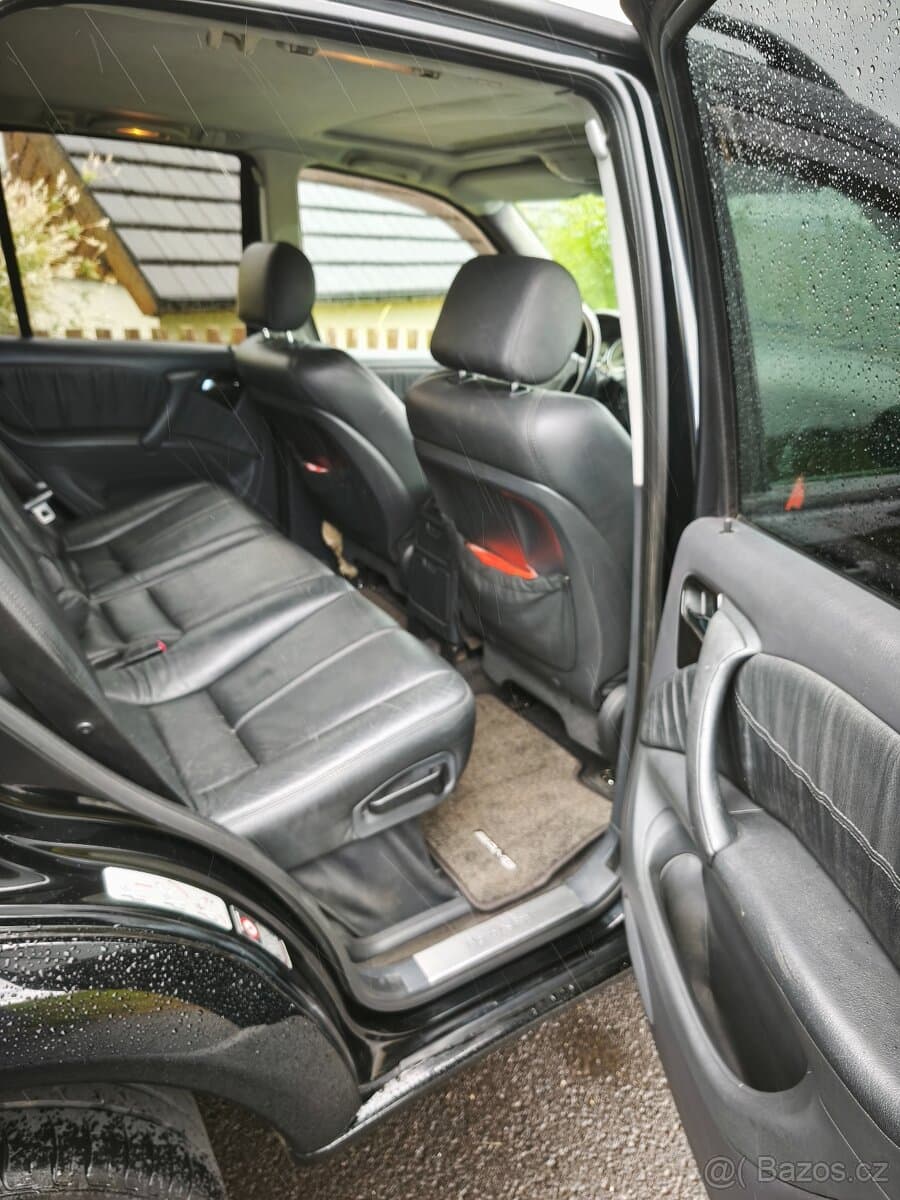 Mercedes-Benz M-CLASS - 12