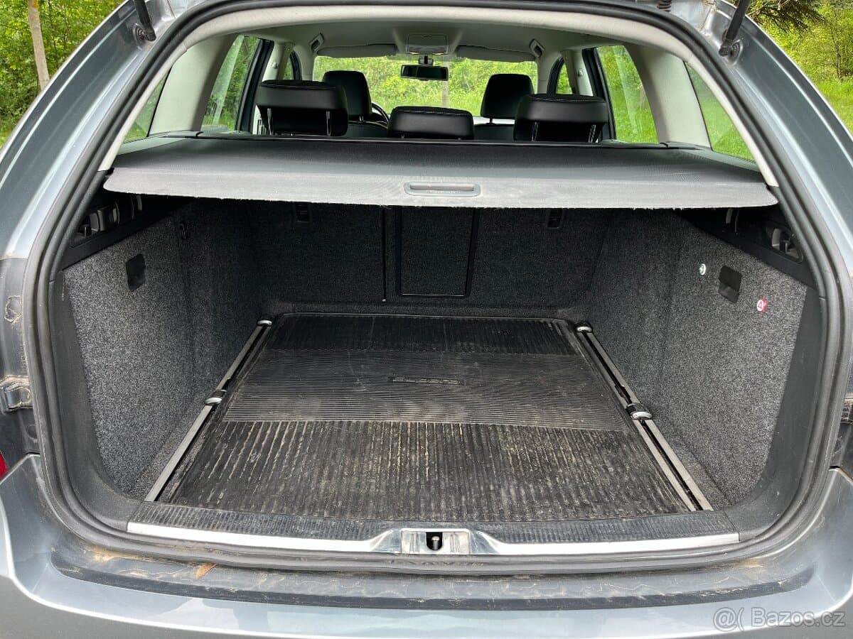 2010 Škoda SUPERB - 12
