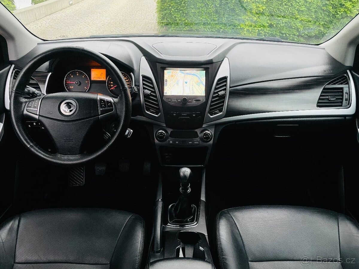 2017 SsangYong KORANDO - 12