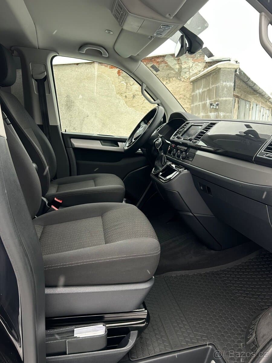 2017 Volkswagen MULTIVAN - 12